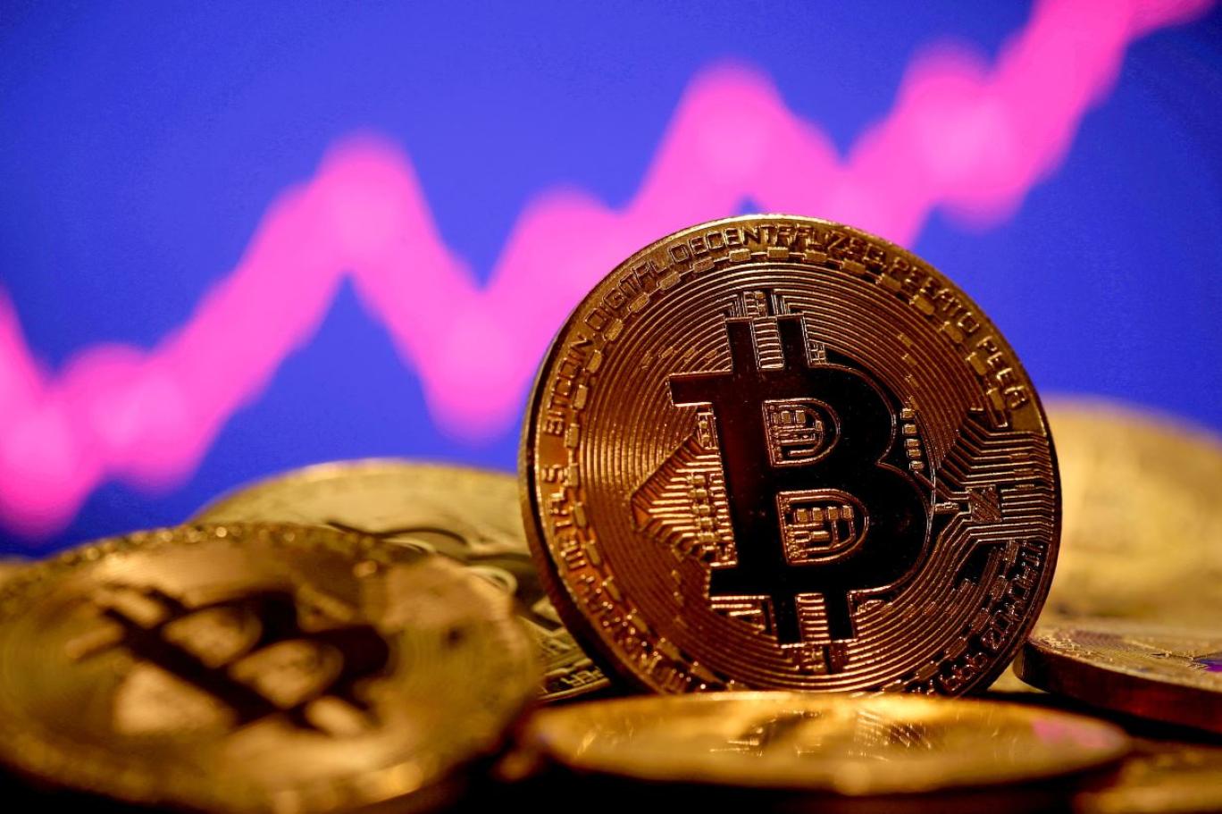 Bitcoin Dün 65.000 Dolara Düştü! Piyasadan 200 Milyon Dolar Silindi